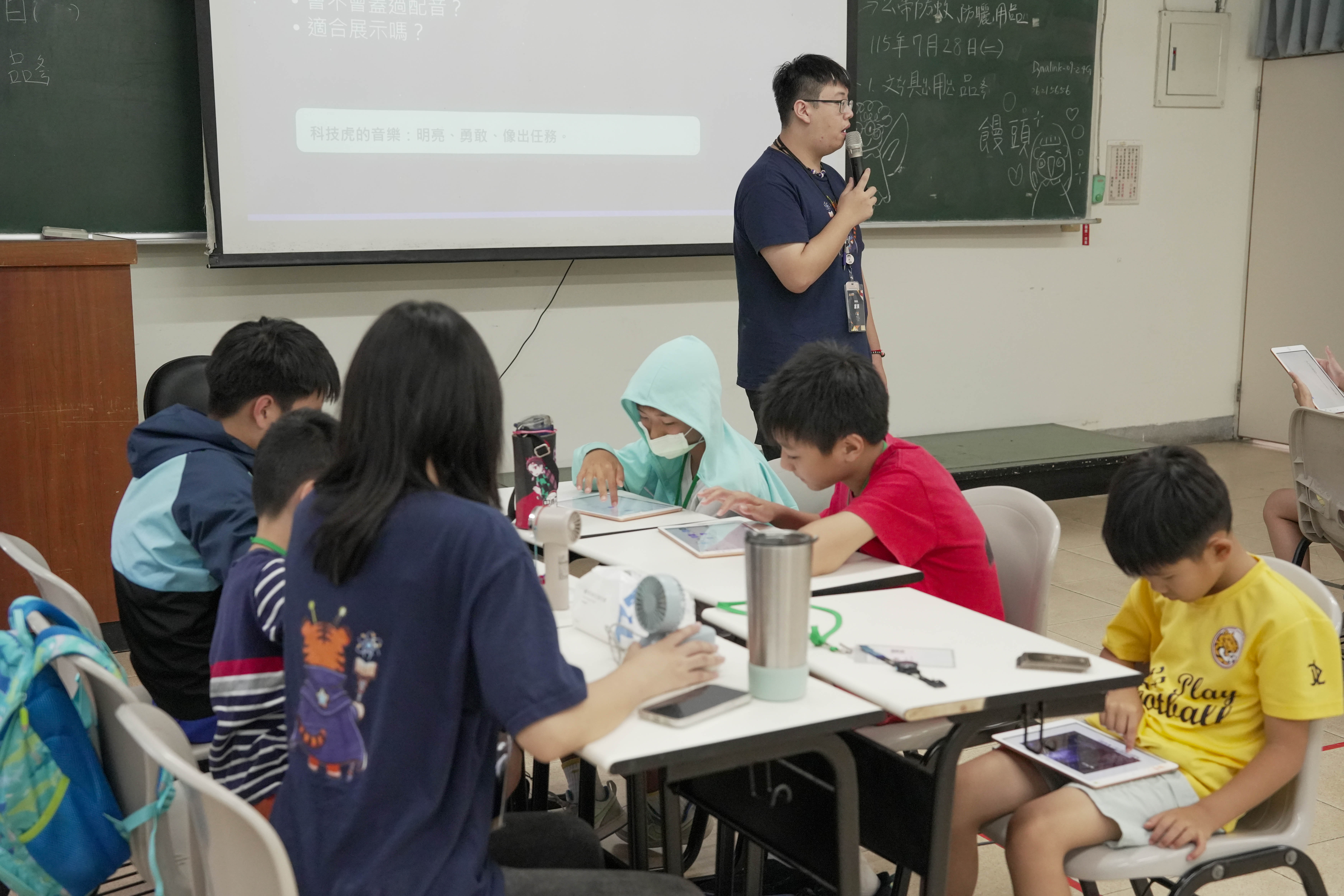 AI 銀河覺醒 元宇宙建築師