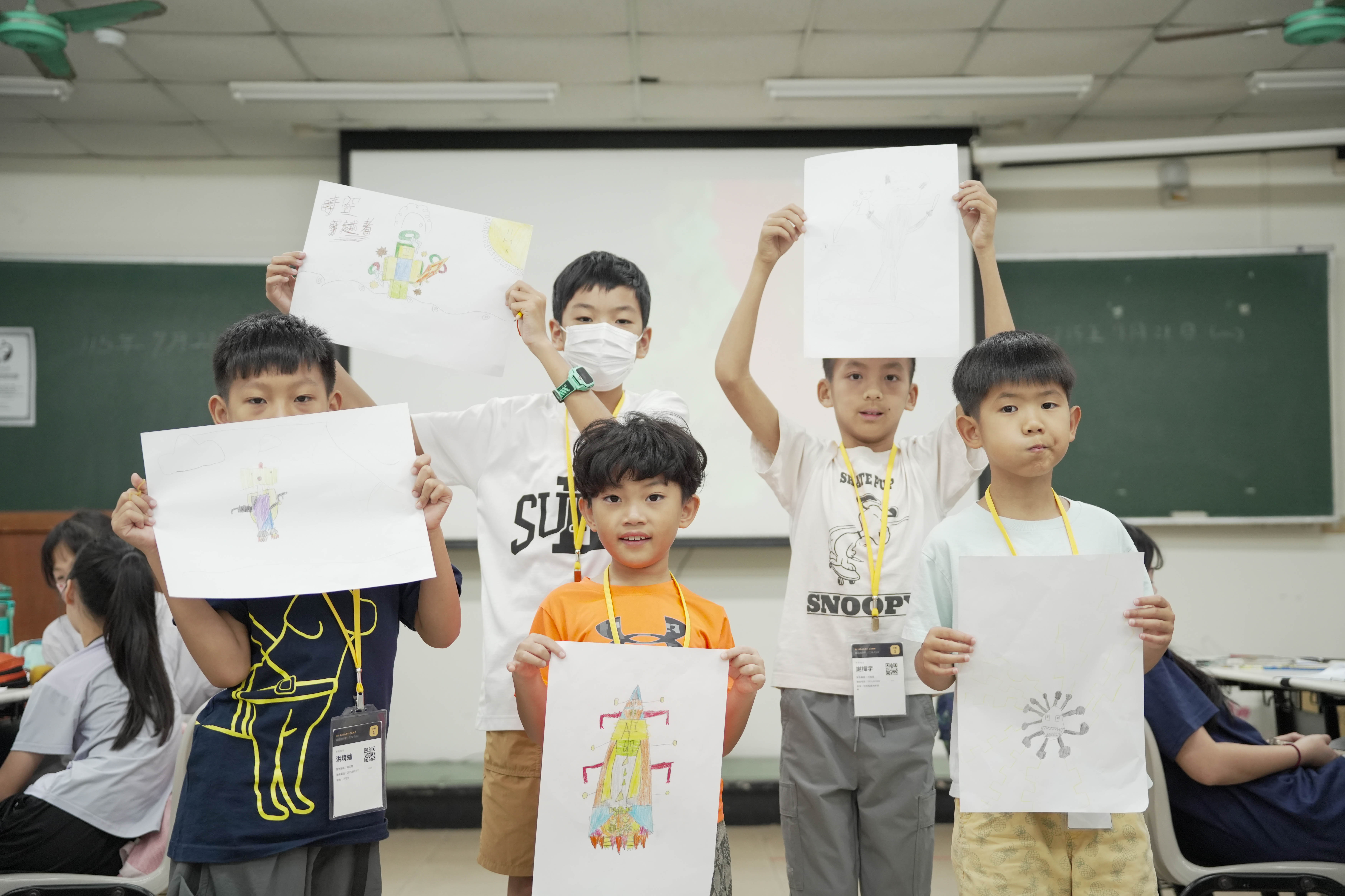 小隊作品合影